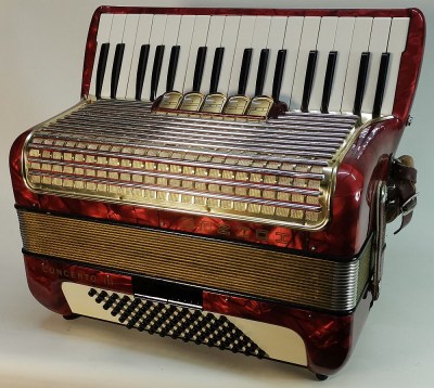 Hohner Concerto III (rot) 2. Design